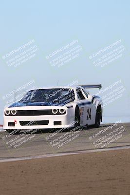 media/Oct-26-2025-CalClub SCCA (Sun) [[8ce1e69566]]/Group 4/Grapevine/